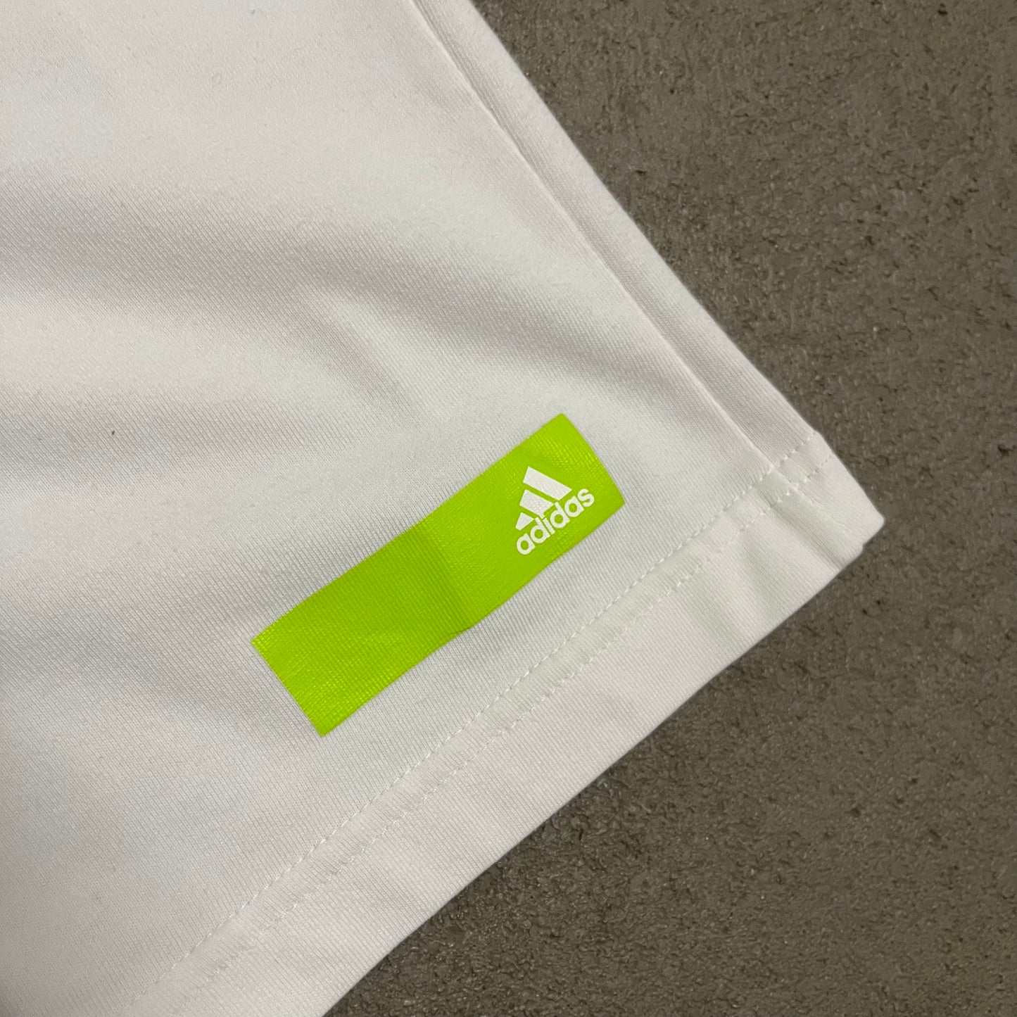 Vintage Y2K White Green Adidas Tee - M