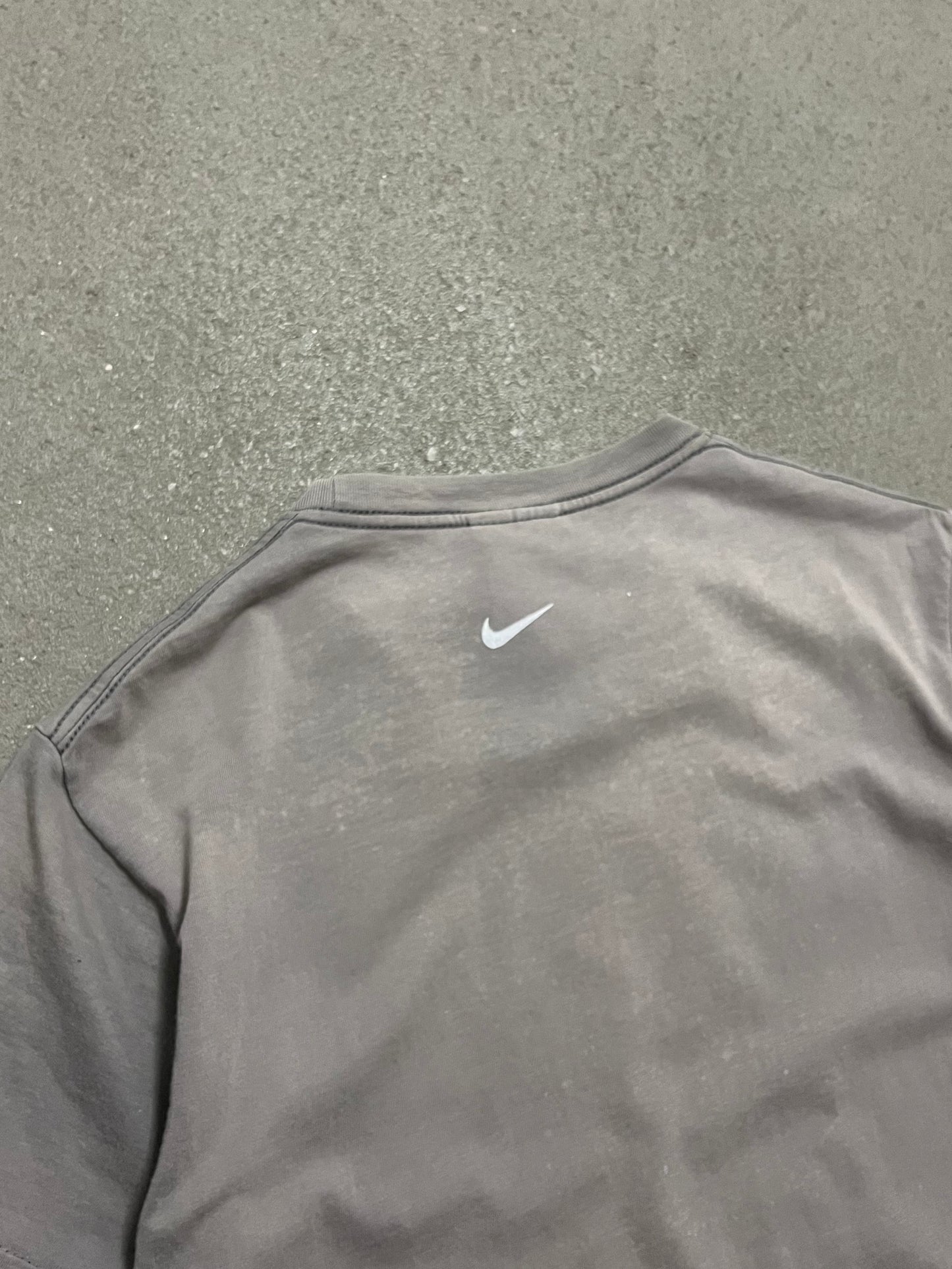 Vintage Y2K Grey Faded Nike Tee - M (W)