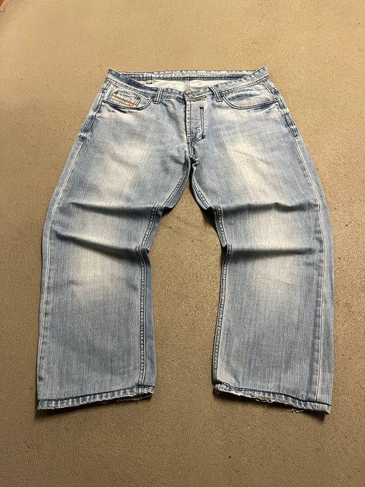 Vintage Y2K Blue Diesel Straight Leg Jeans - 38