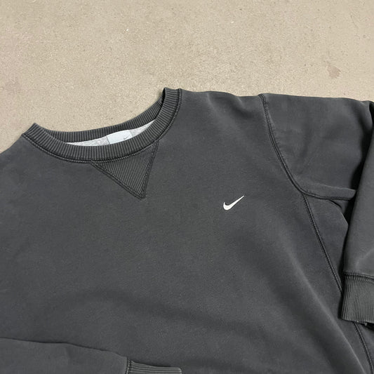 Vintage Black Faded Nike Sweater - M