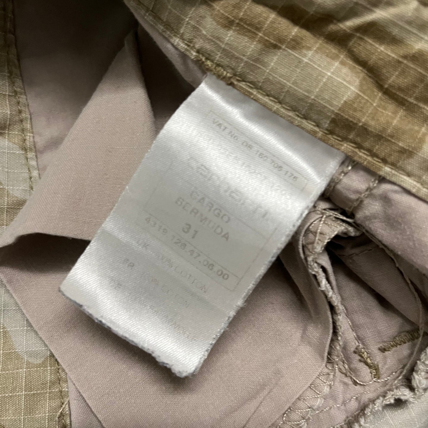Sand Camo Carhartt Shorts - 31