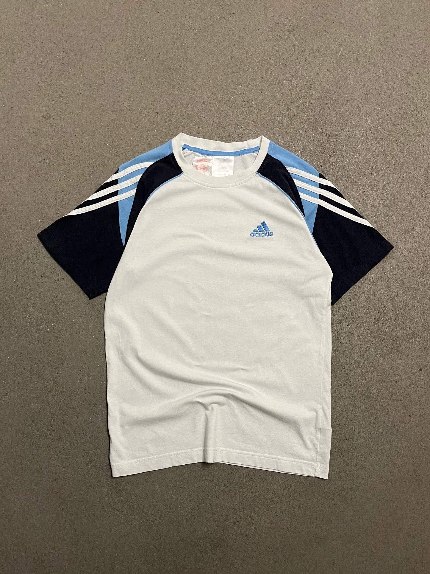 2007 White Adidas Tee - M (W)