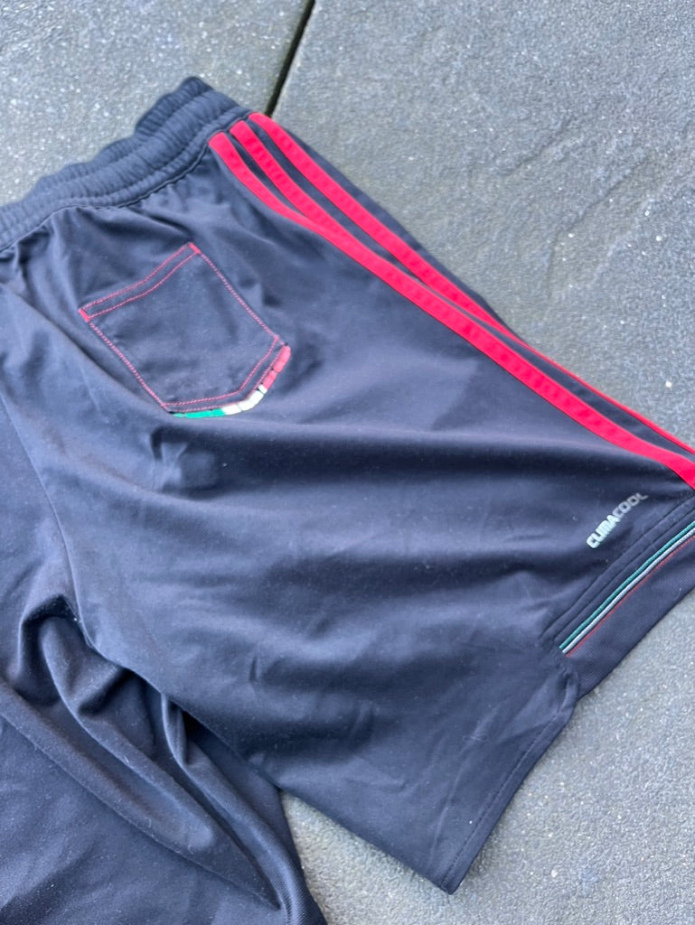 2012 Black Adidas AC Milan Shorts - M