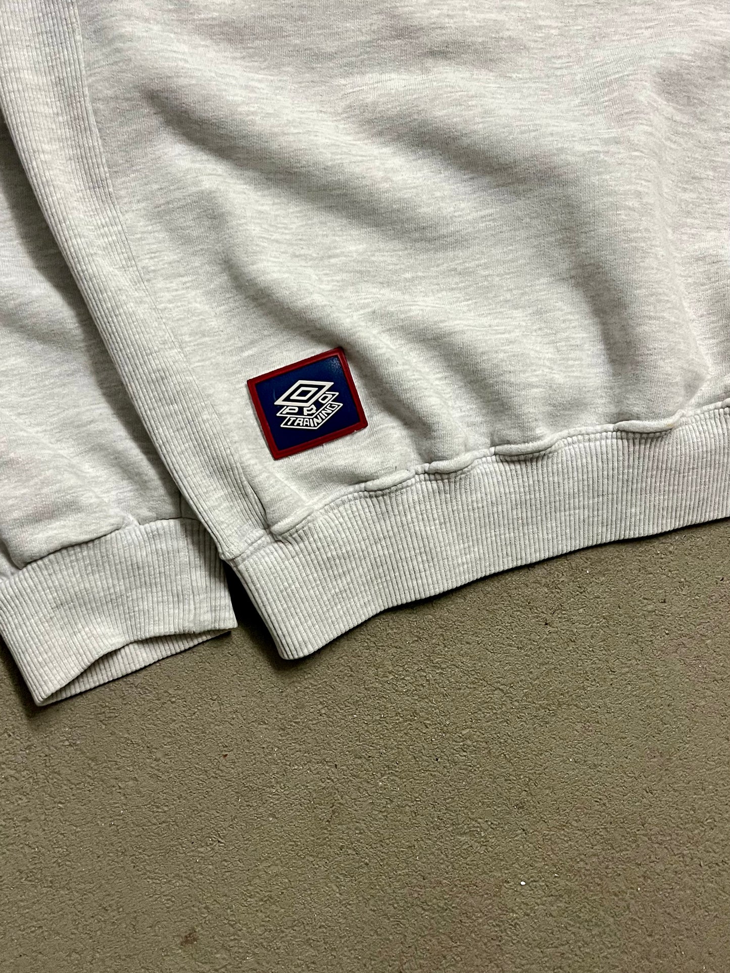Vintage Y2K Grey Umbro Sweater - M