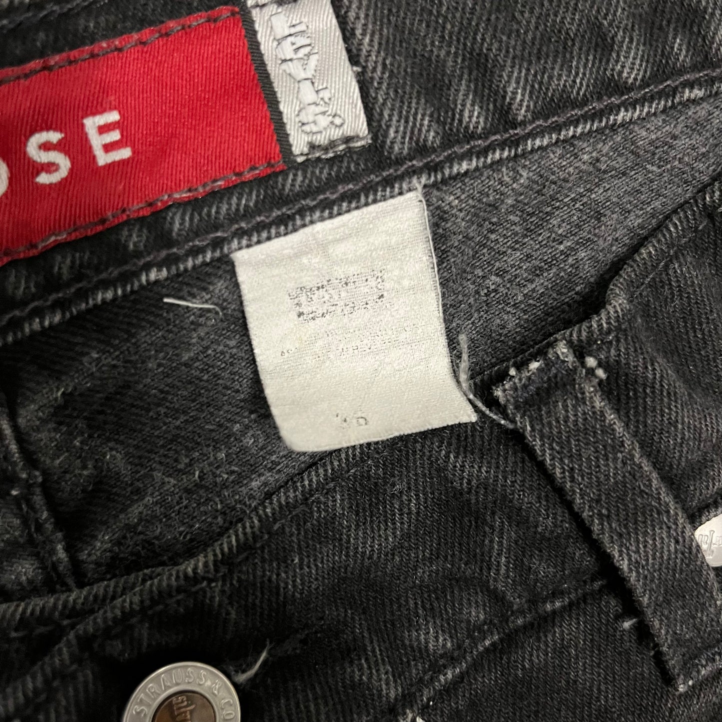 Vintage Black Levis Silver Tab Jeans Shorts - 36