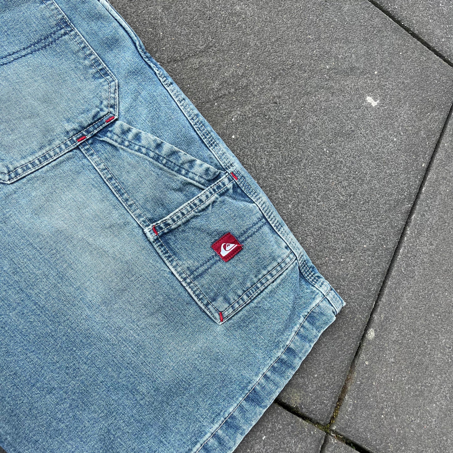 Vintage Y2K Blue Quicksilver Carpenter Shorts - L