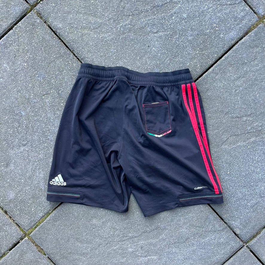 2012 Black Adidas AC Milan Shorts - M