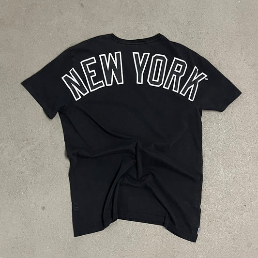 Vintage Black Majestic Yankees Tee - XL