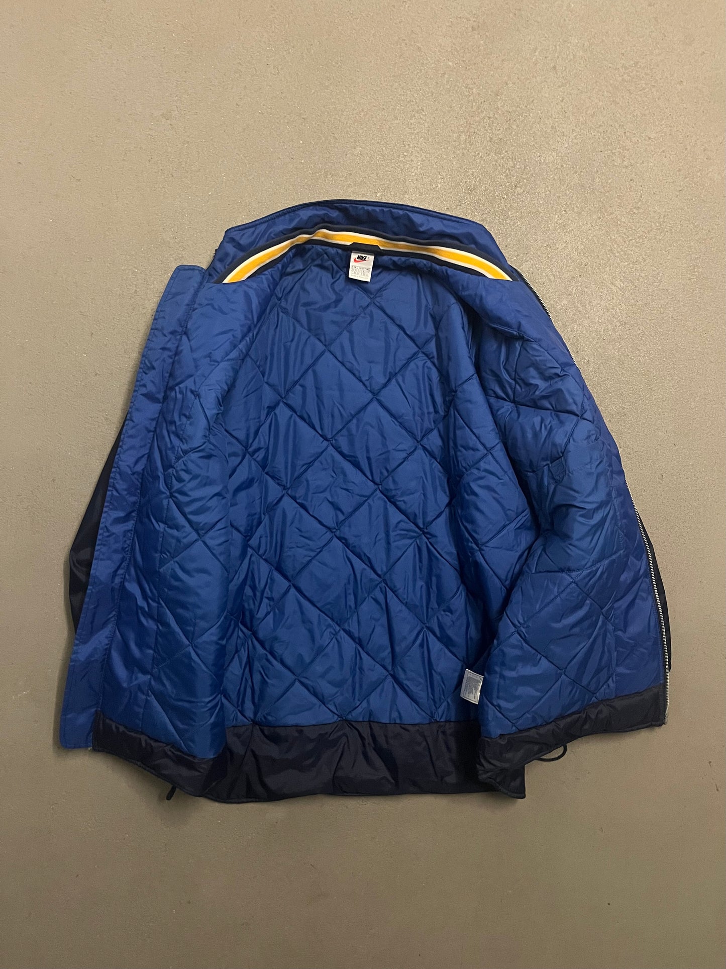 Vintage 90s Nike Puffer Coat Jacket - L