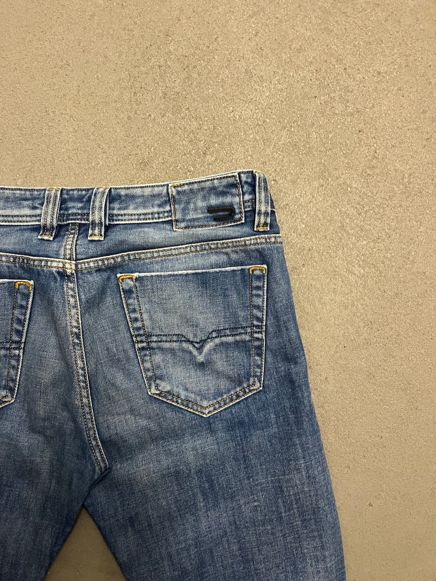 Vintage Y2K Blue Diesel Bootcut Jeans - 32/30 (W)