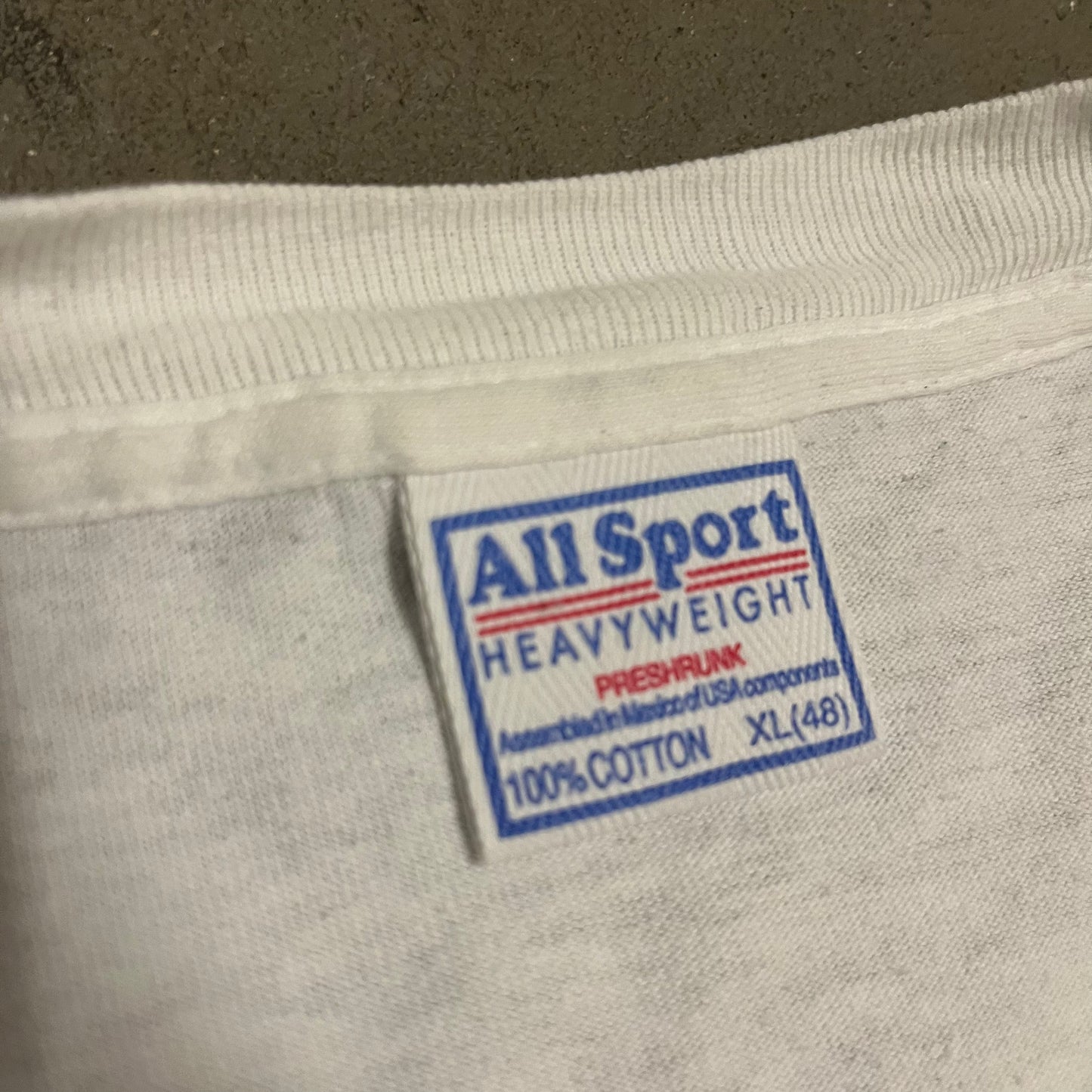 Vintage 90s White Faded All Sports Tennesee Titans Tee - L