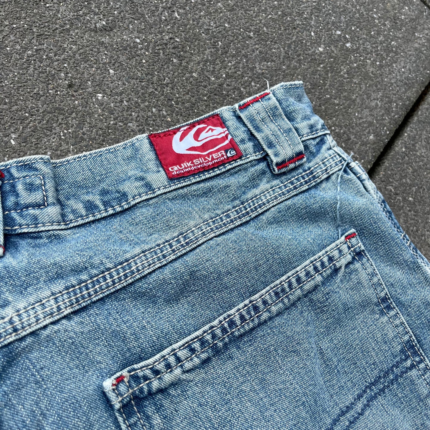 Vintage Y2K Blue Quicksilver Carpenter Shorts - L