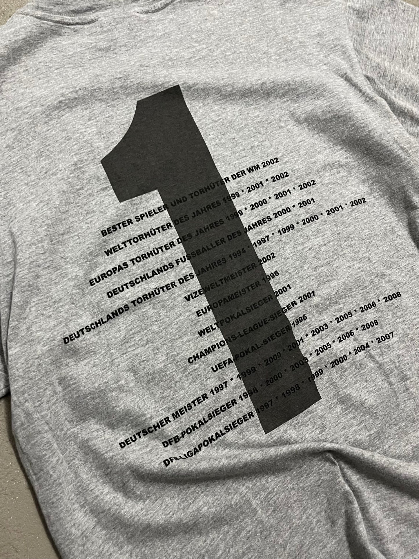 Vintage Grey FC Bayern Oliver Kahn Tee - M