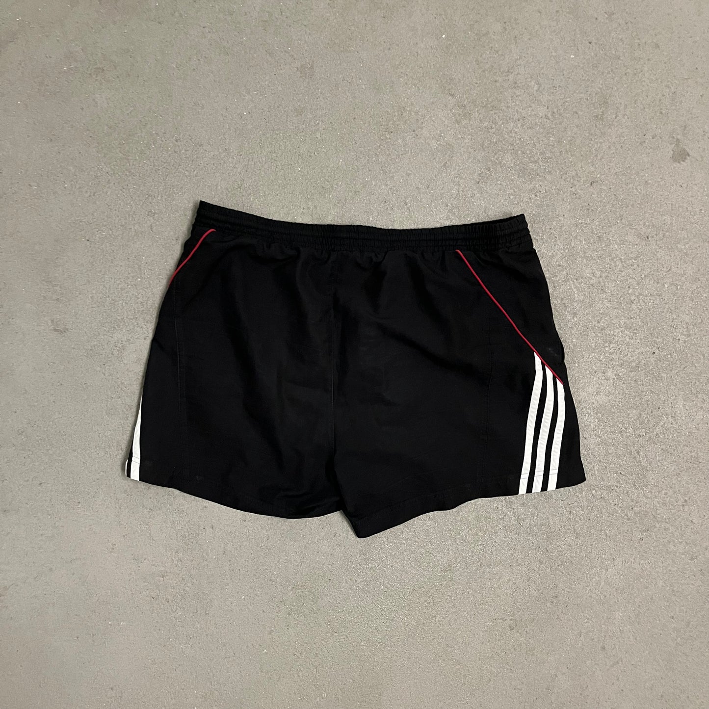 Vintage 2000 Black Adidas Shorts - L