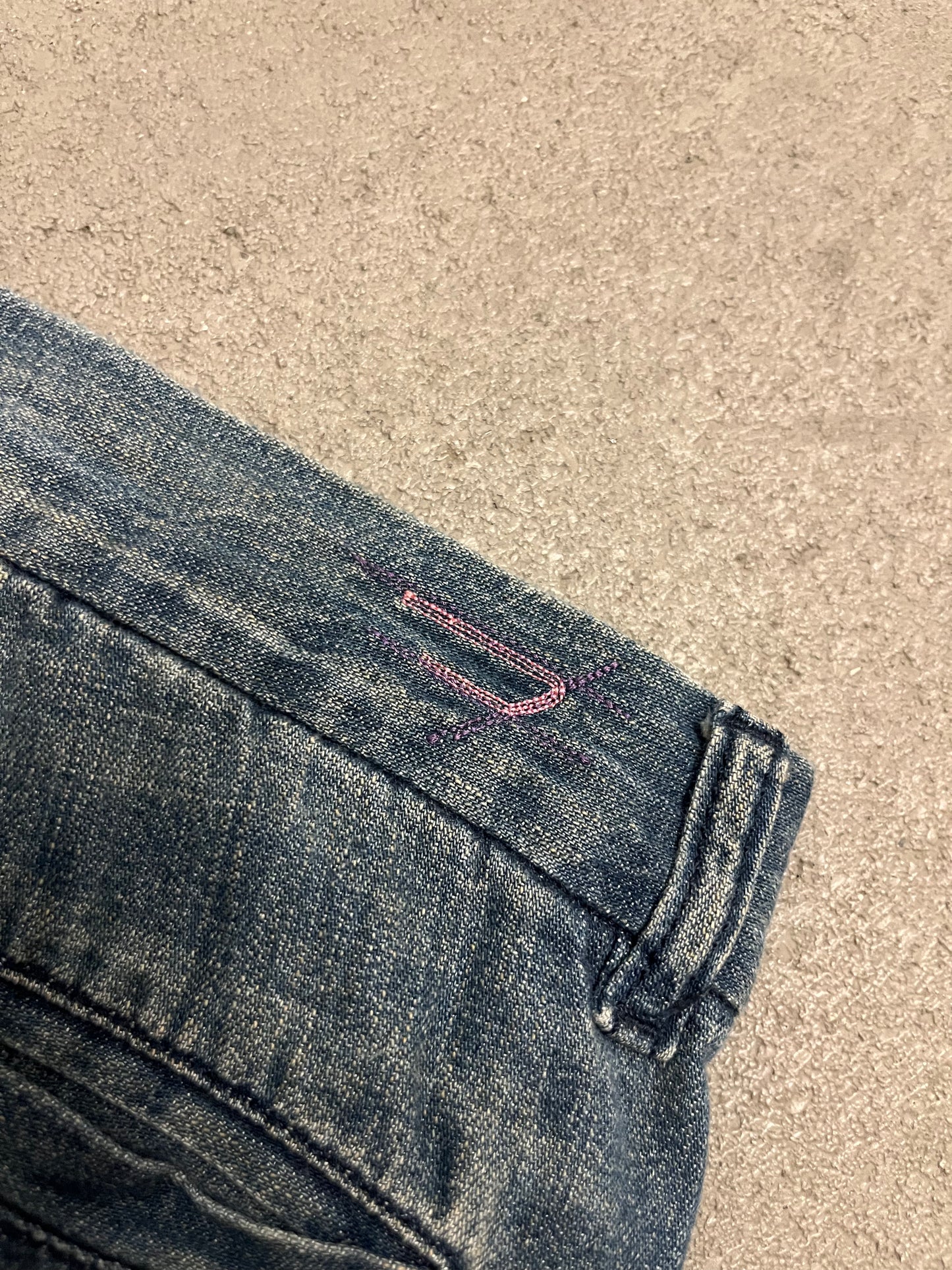 Vintage Y2K Diesel Bootcut Jeans - 29 (W)