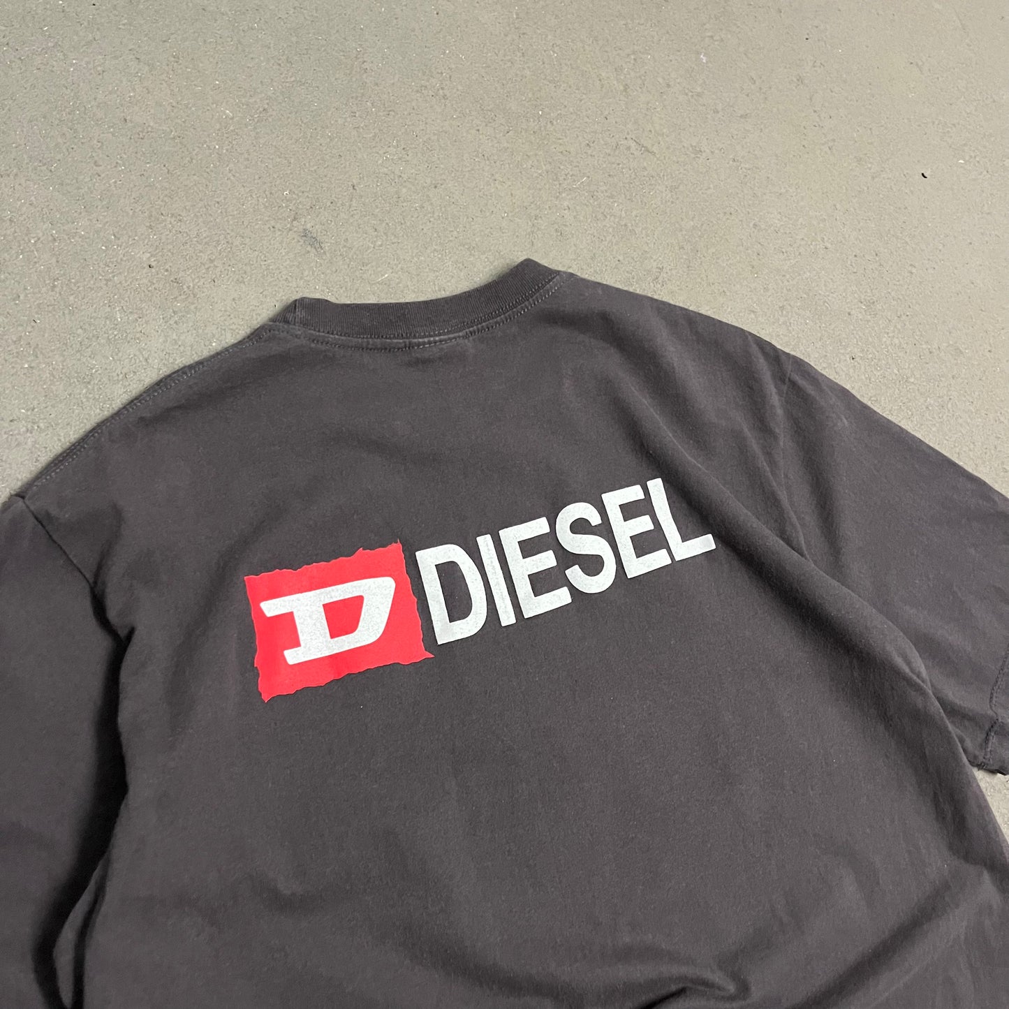 Vintage Y2K Grey Diesel Dragon Tee - L