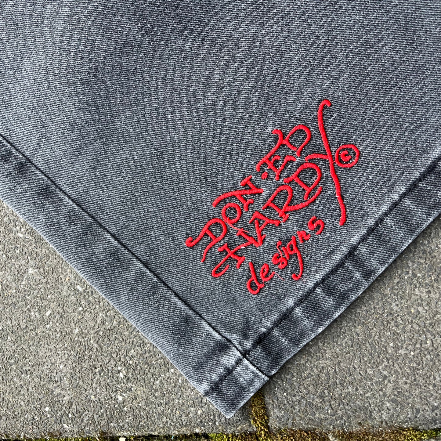 Vintage Y2K Black Ed Hardy Baggy Jeans Shorts - M
