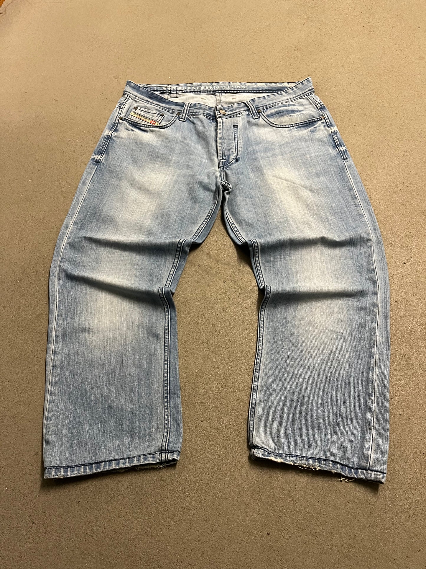 Vintage Y2K Blue Diesel Straight Leg Jeans - 38
