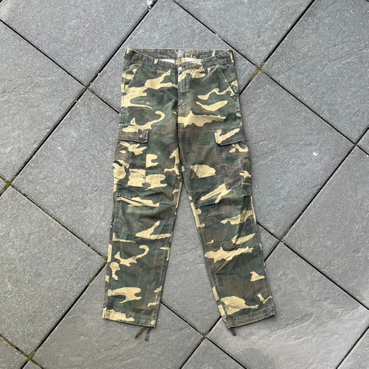 Vintage Green Camo Carhartt Pants - 32x34