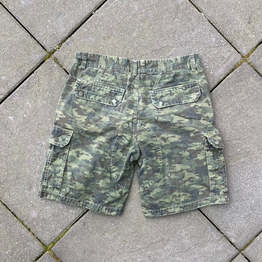 Green Camo Dickies Shorts - 36