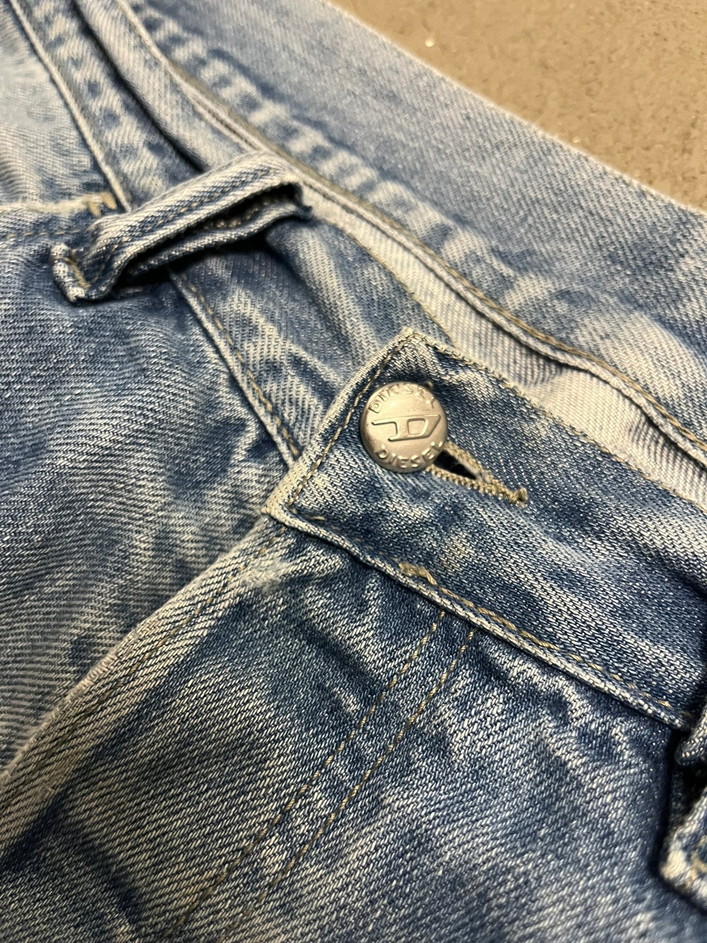 Vintage Y2K Blue Diesel Bootcut Jeans - 34