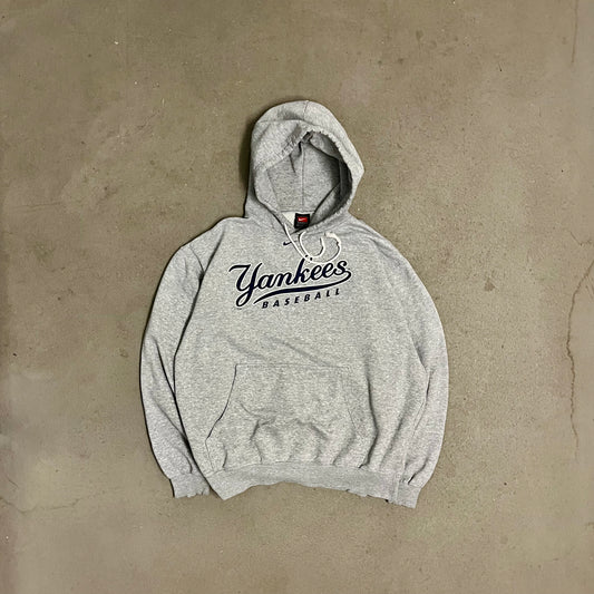Vintage 90s Grey Nike New York Yankees Sweater - M