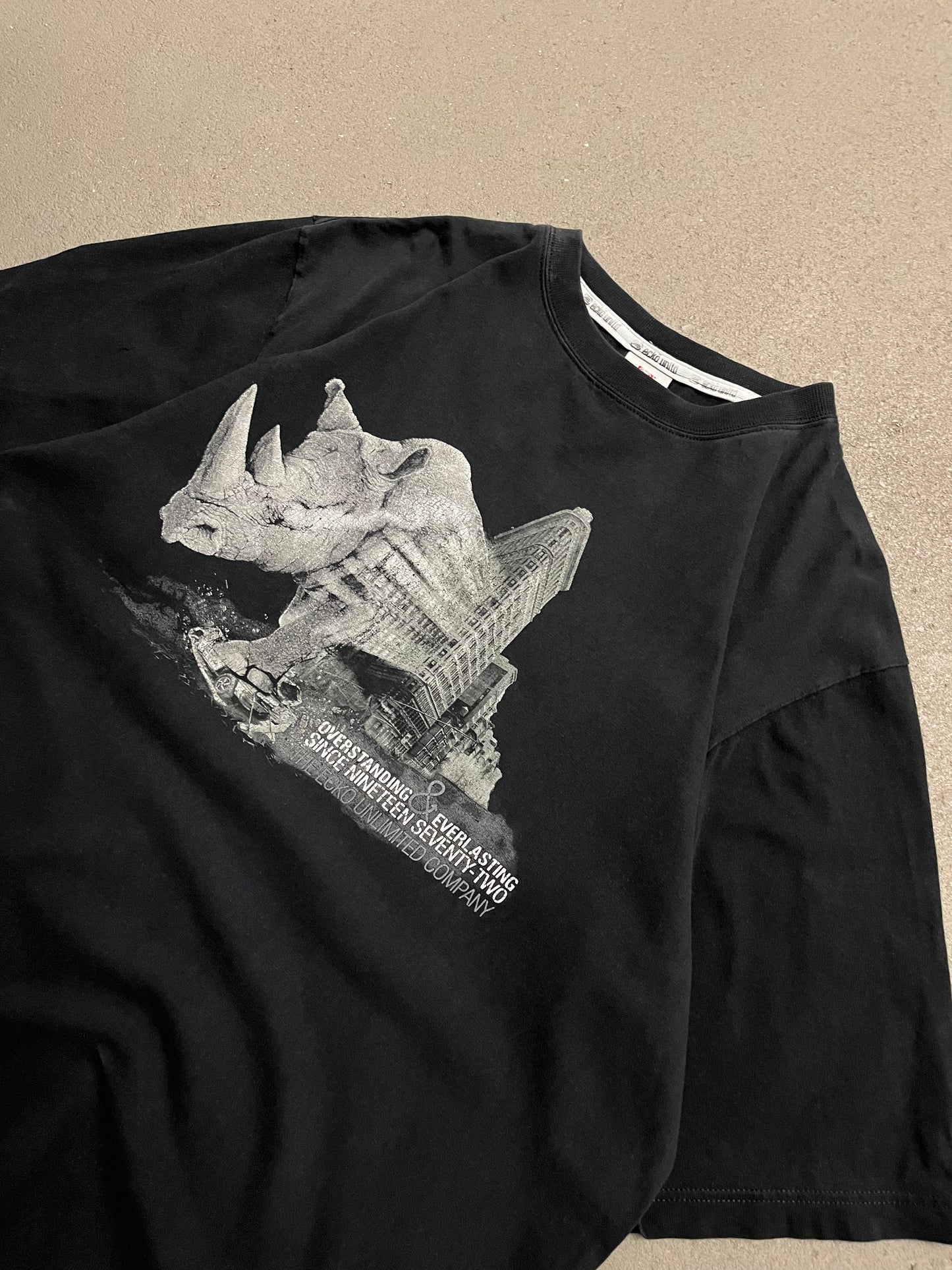 Vintage Y2K Black Ecko Tee - M