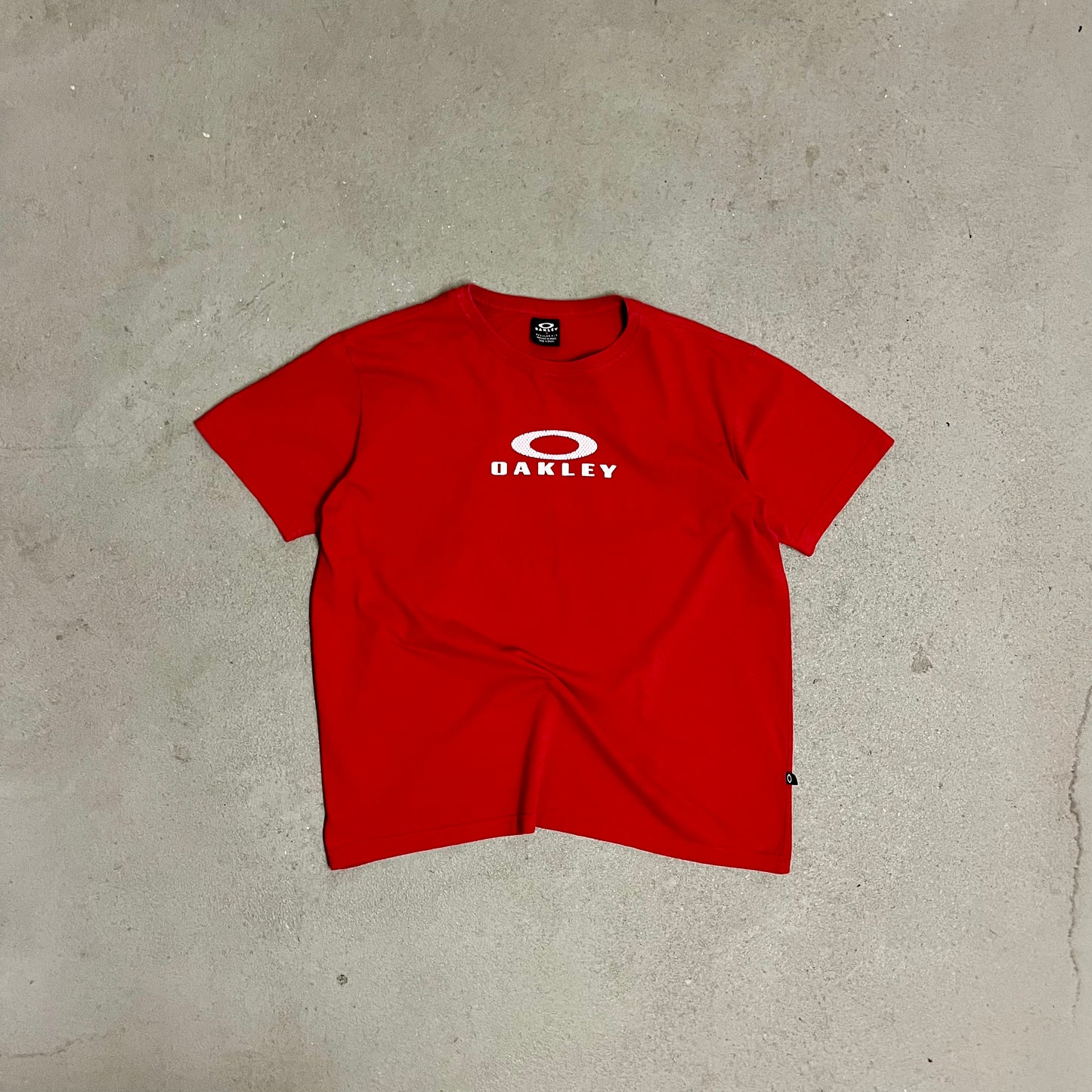Vintage Red Oakley Tee - M