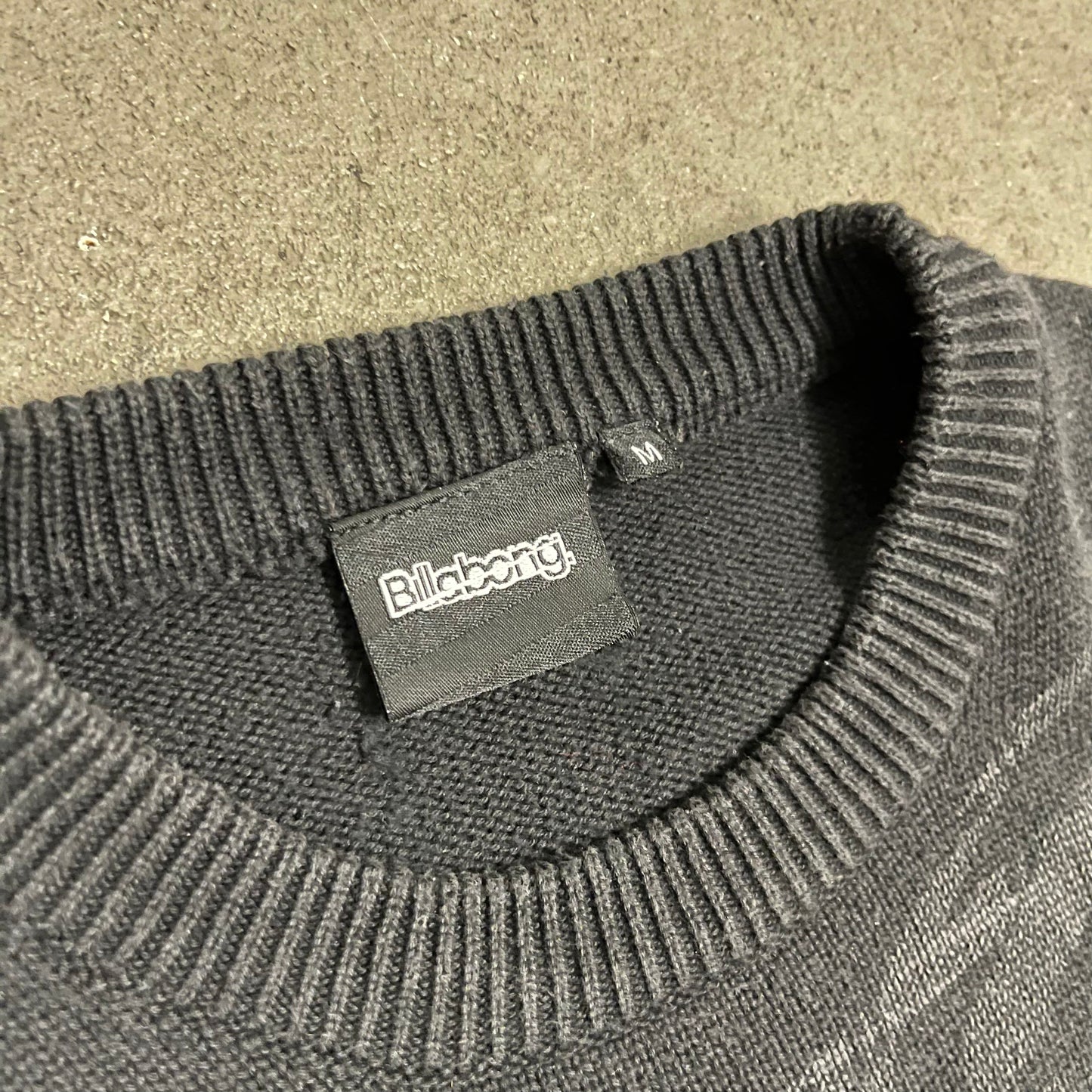 Vintage Y2K Black Billabong Knit Sweater - M