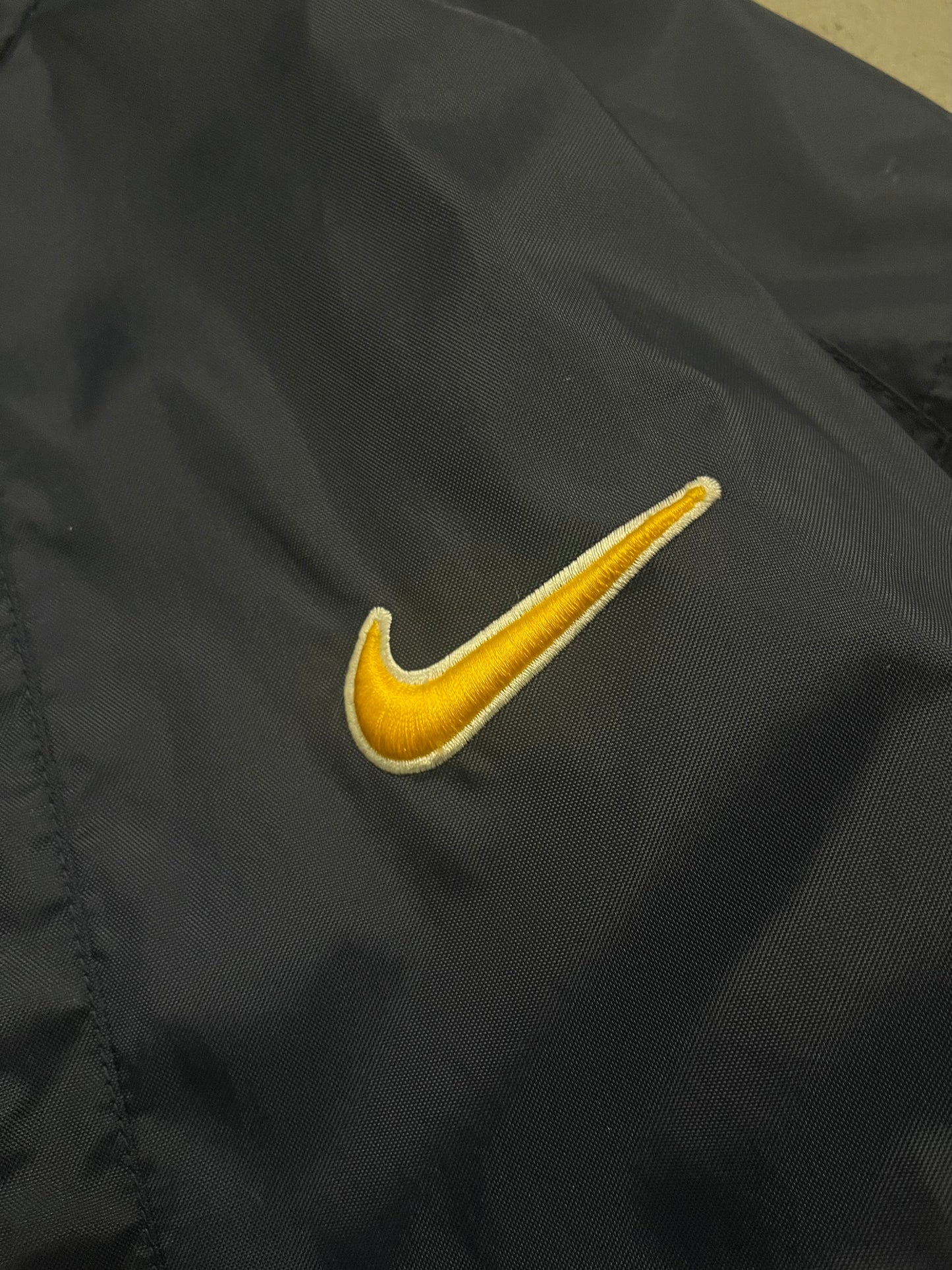 Vintage 90s Nike Puffer Coat Jacket - L
