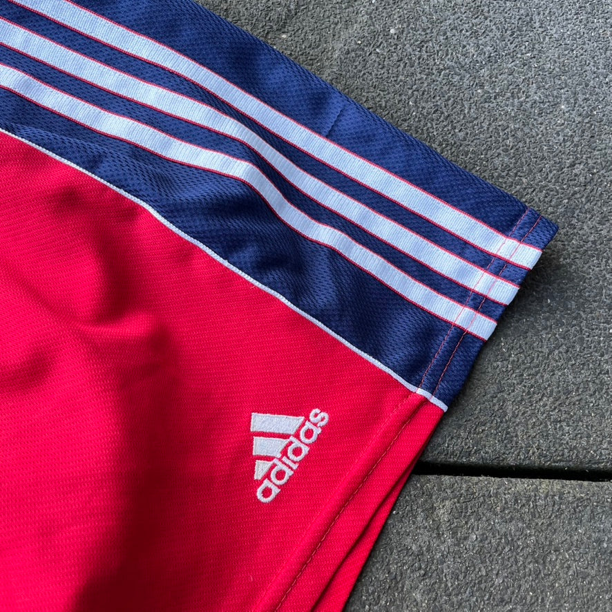 Vintage 1999 Red Adidas FC Bayern Shorts - L