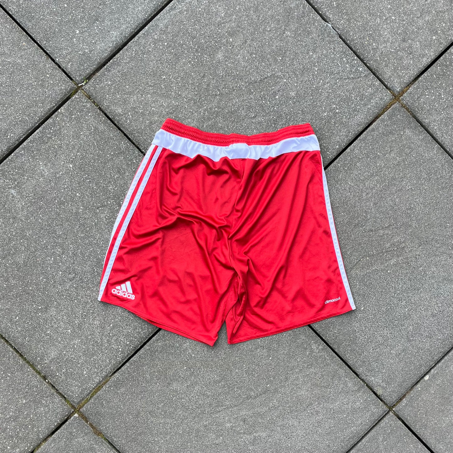 2017 Red Adidas River Plate Shorts - L