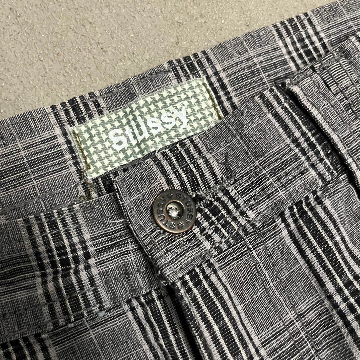 Grey Plaid Stüssy Shorts - M
