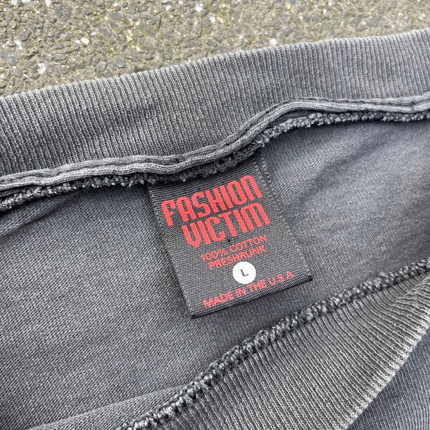 Vintage 1995 Grey Faded Fashion Victim Alien Tee - L