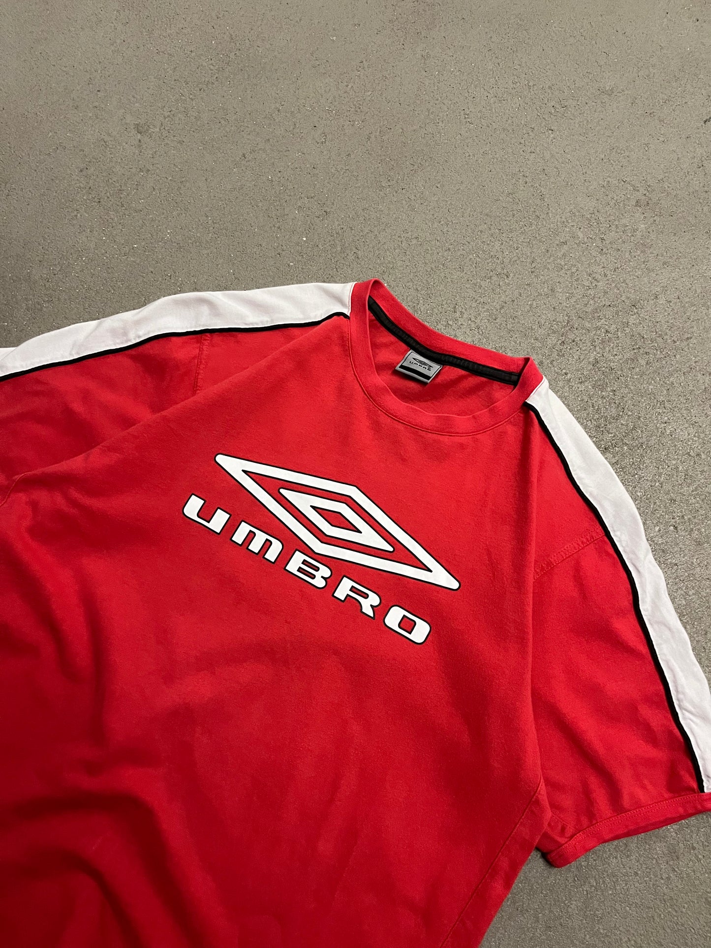 Vintage Y2K Red Umbro Tee - M