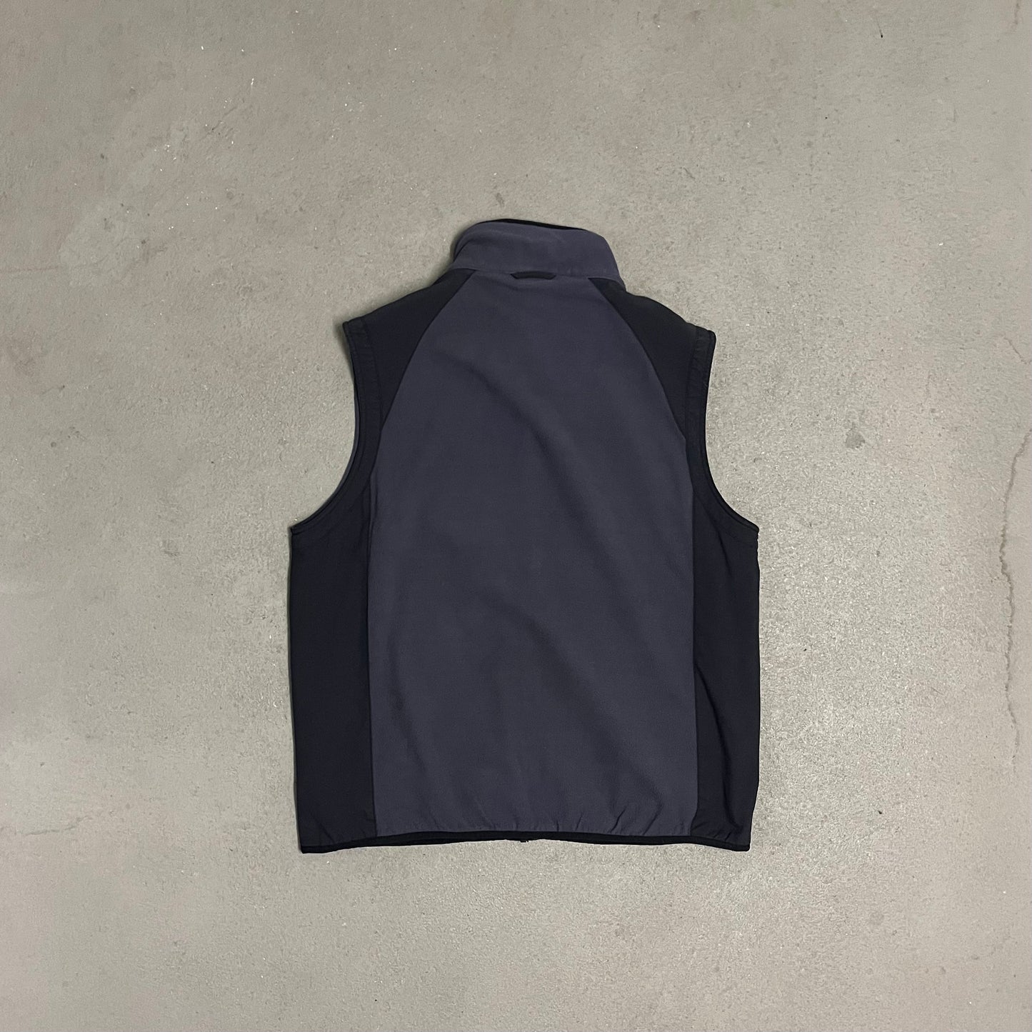 Vintage Black Oakley Red Tab Fleece Vest - L