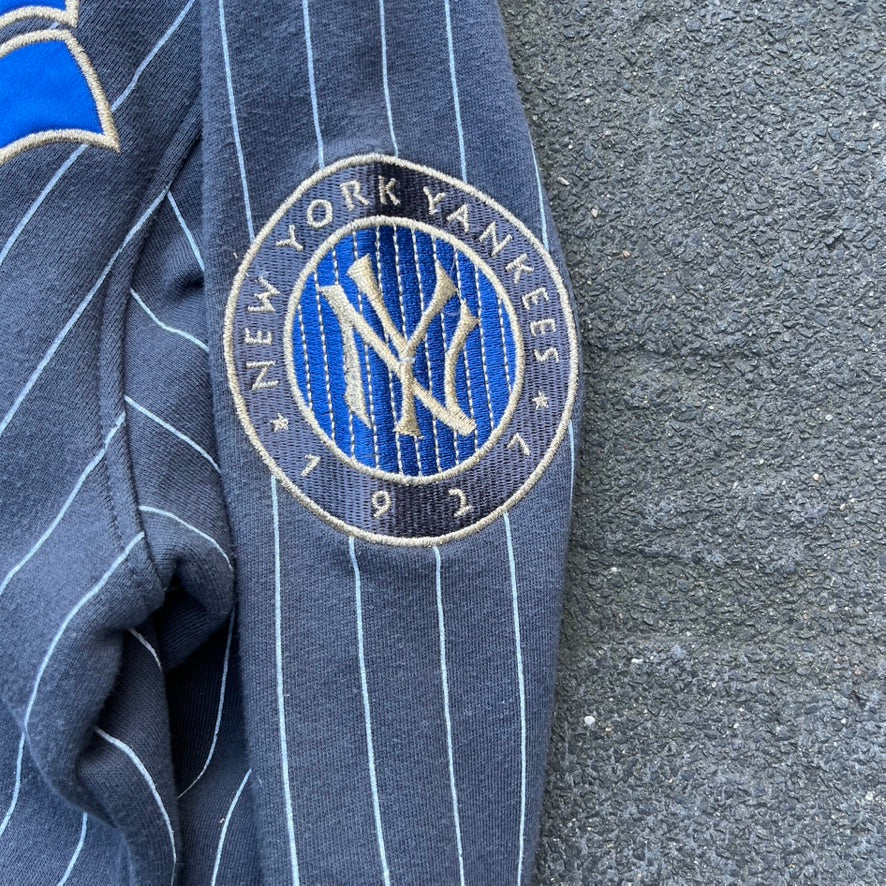 Vintage Grey Majestic Yankees Zip Hoodie - M