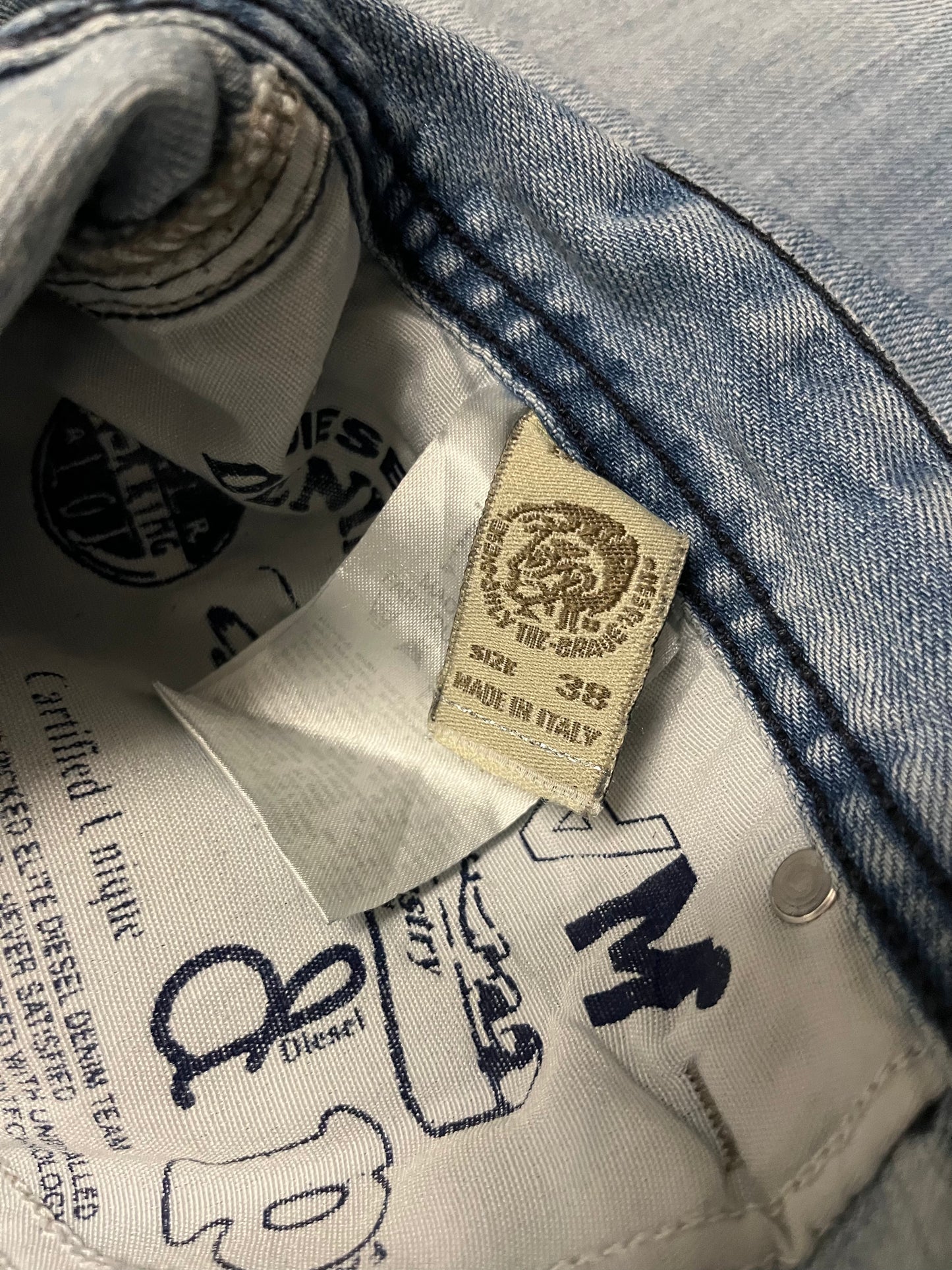 Vintage Y2K Blue Diesel Straight Leg Jeans - 38