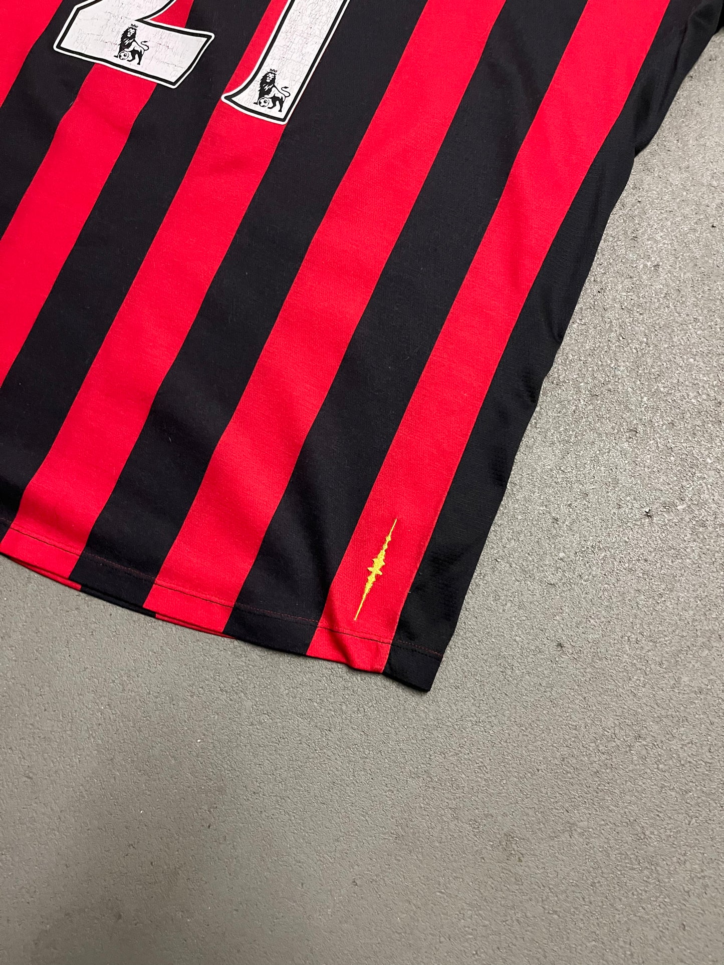 2011 Black Red Umbro Manchester City Kit - L