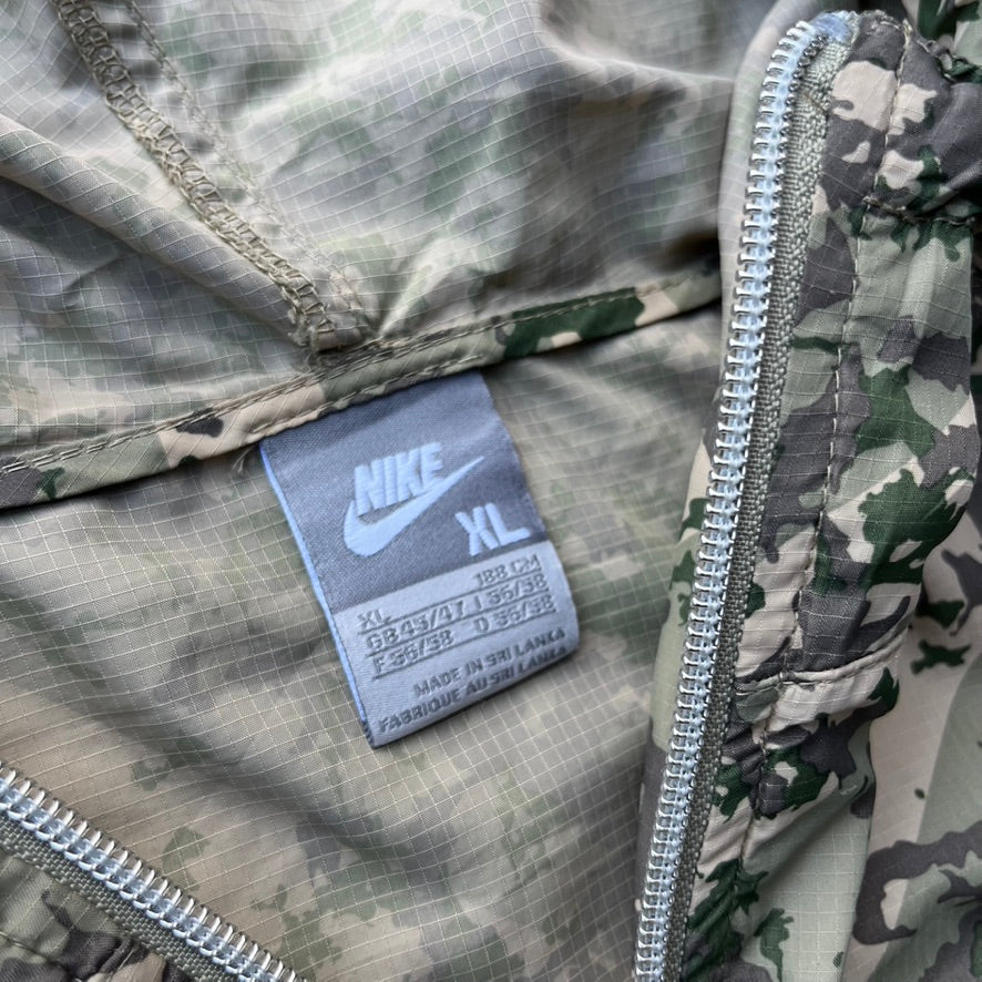 Vintage Green Camo Nike Jacket  - XL