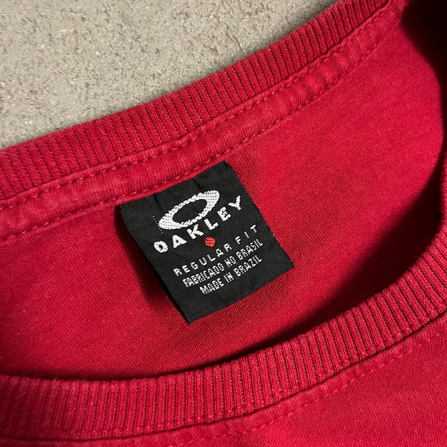 Vintage Red Oakley Tee - M