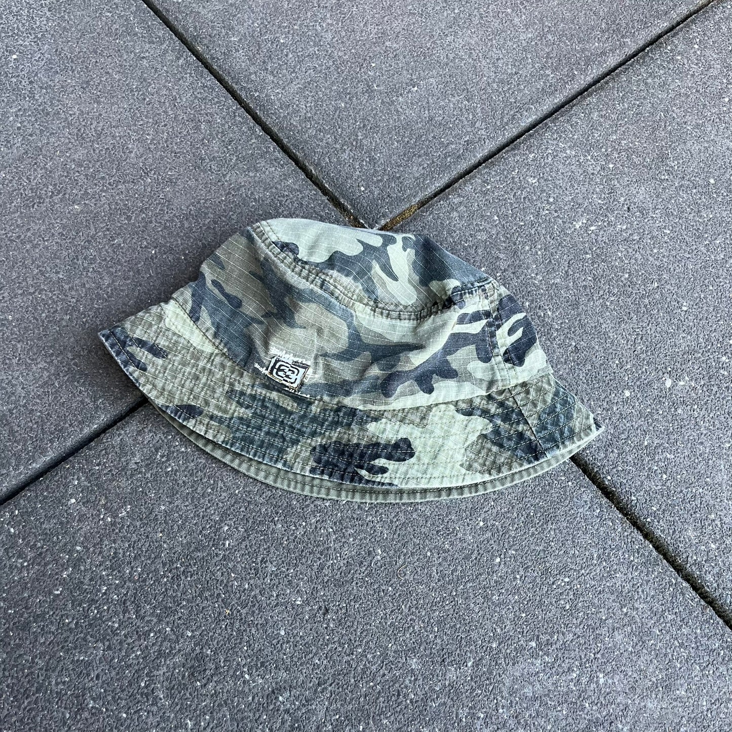 Vintage Y2K Green Camo Billabong Bucket Hat