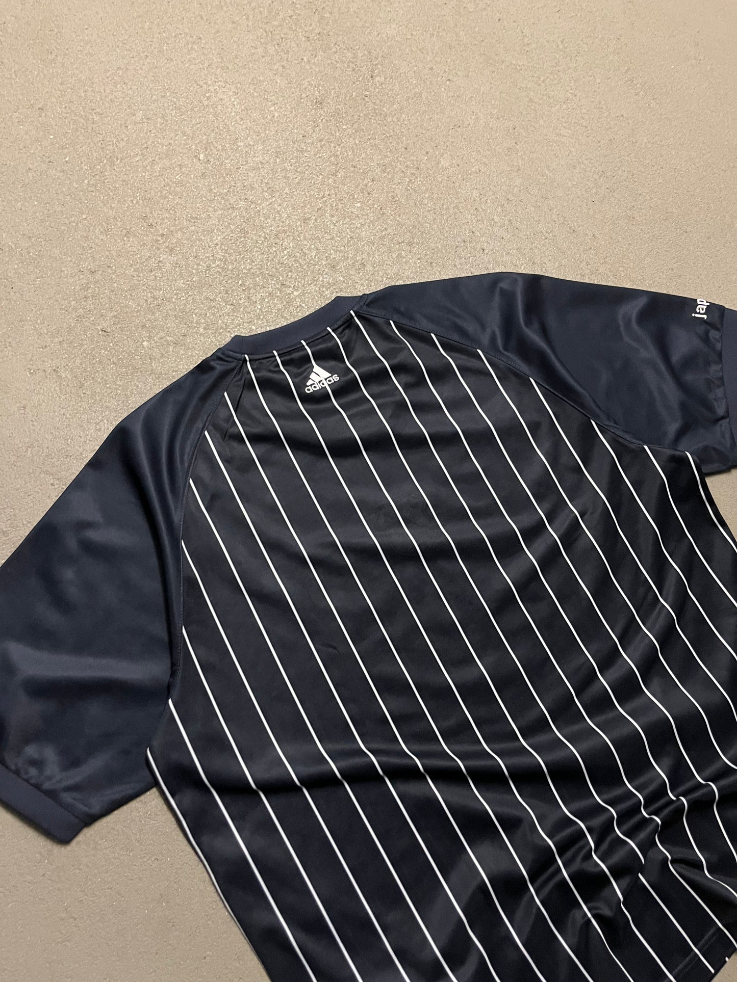 Vintage 2005 Blue Adidas Japan Kit - L