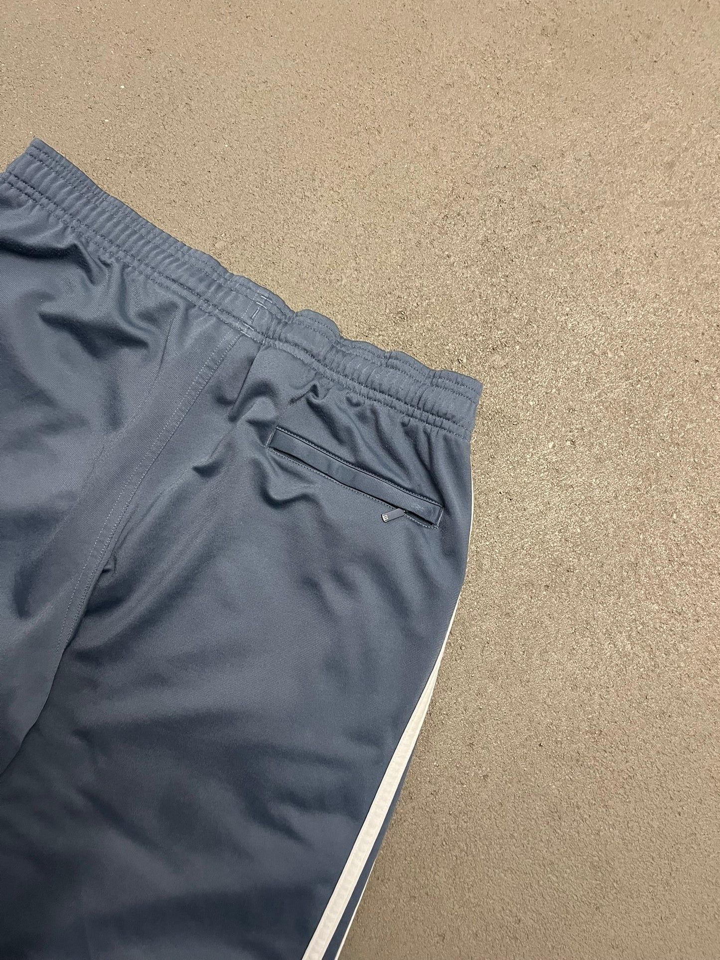 Vintage Y2K Silver Adidas Baggy Track Pants - S