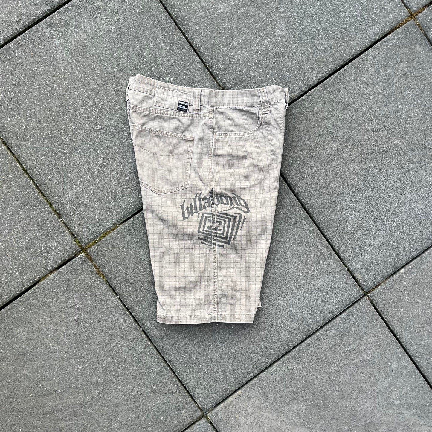 Vintage Y2K Beige Billabong Shorts - 30