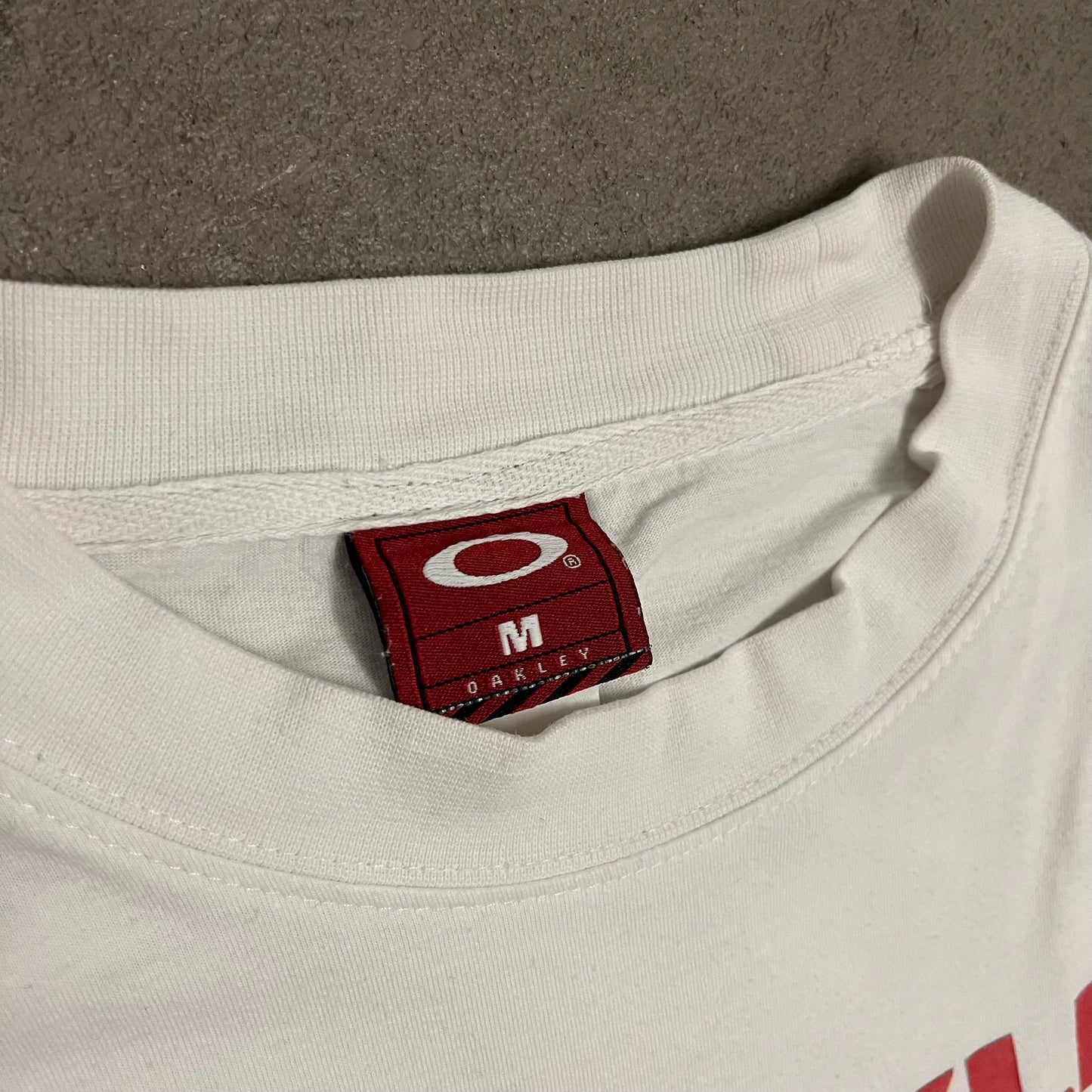 Vintage White Oakley Red Tab Longsleeve - M