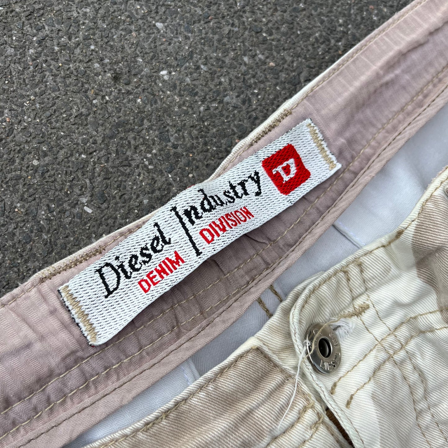 Vintage Sand Camo Diesel Cargo Shorts - 32