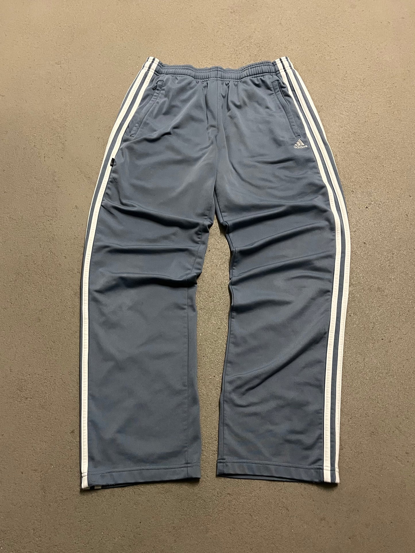 Vintage Y2K Silver Adidas Baggy Track Pants - S