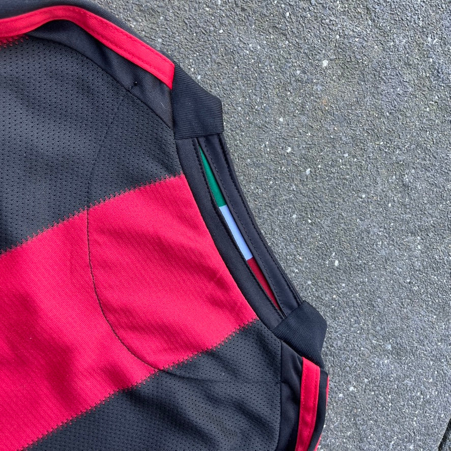 2010 Black Red Adidas AC Milan Kit - L