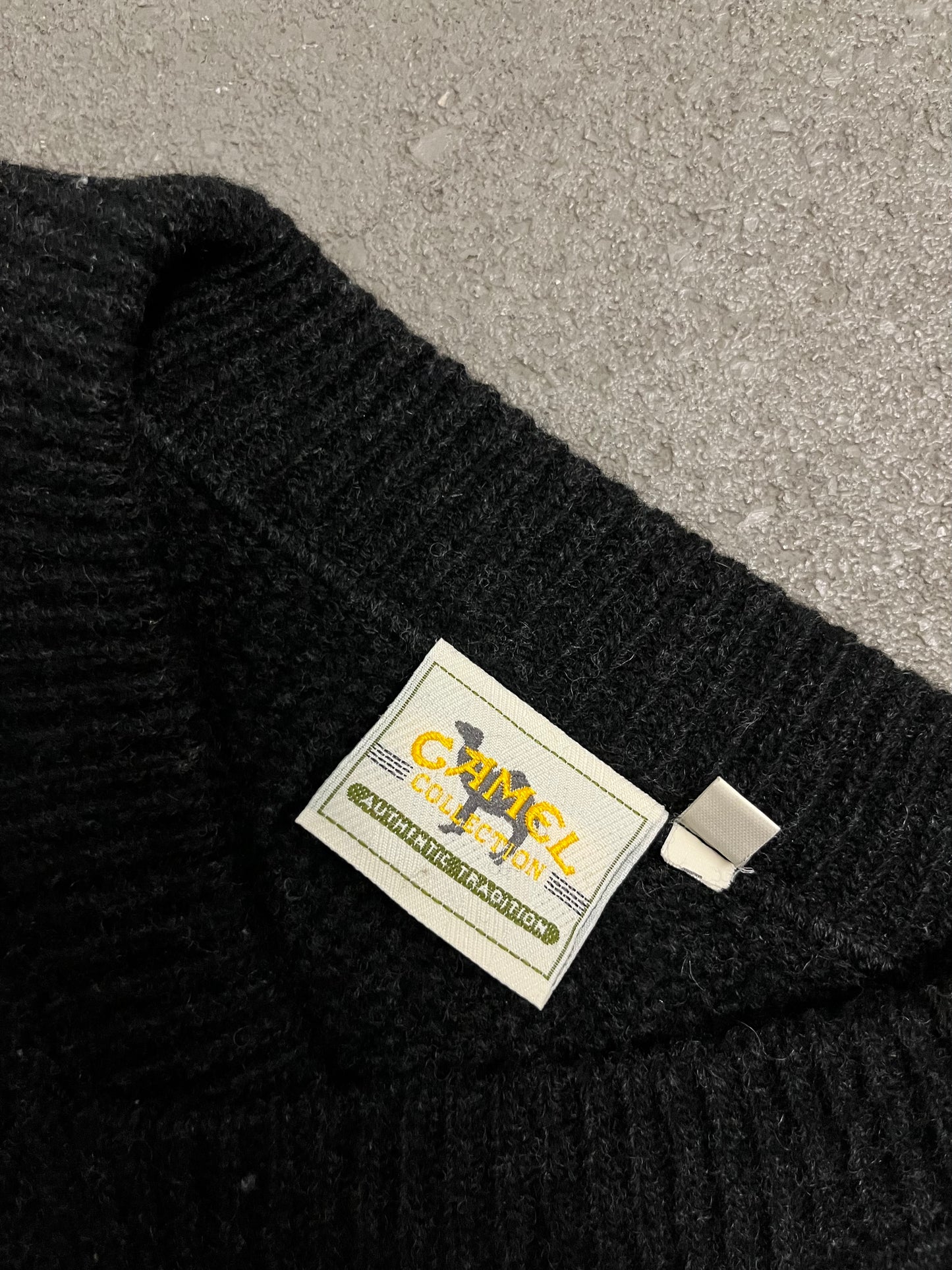 Vintage Black Camel Knit Sweater - XL